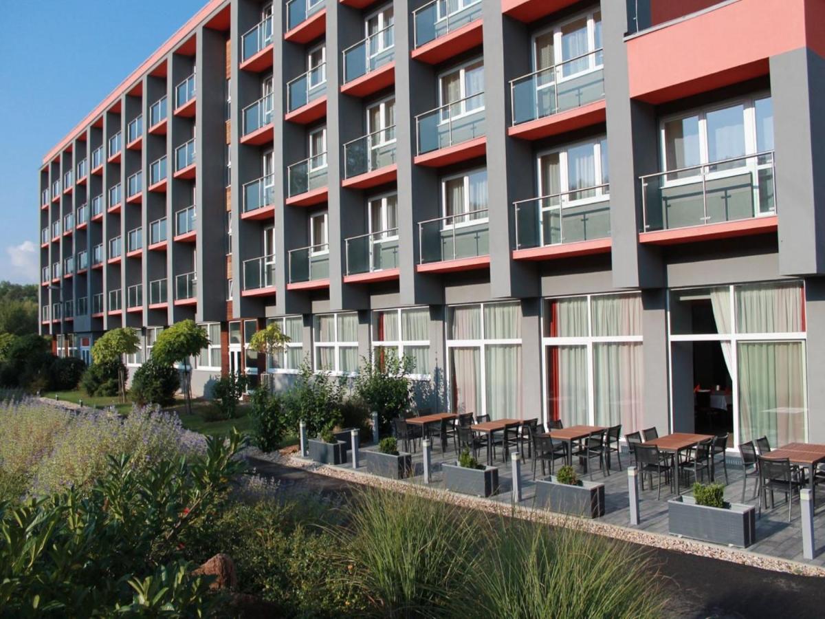 Hotel Panorama Теплице Экстерьер фото
