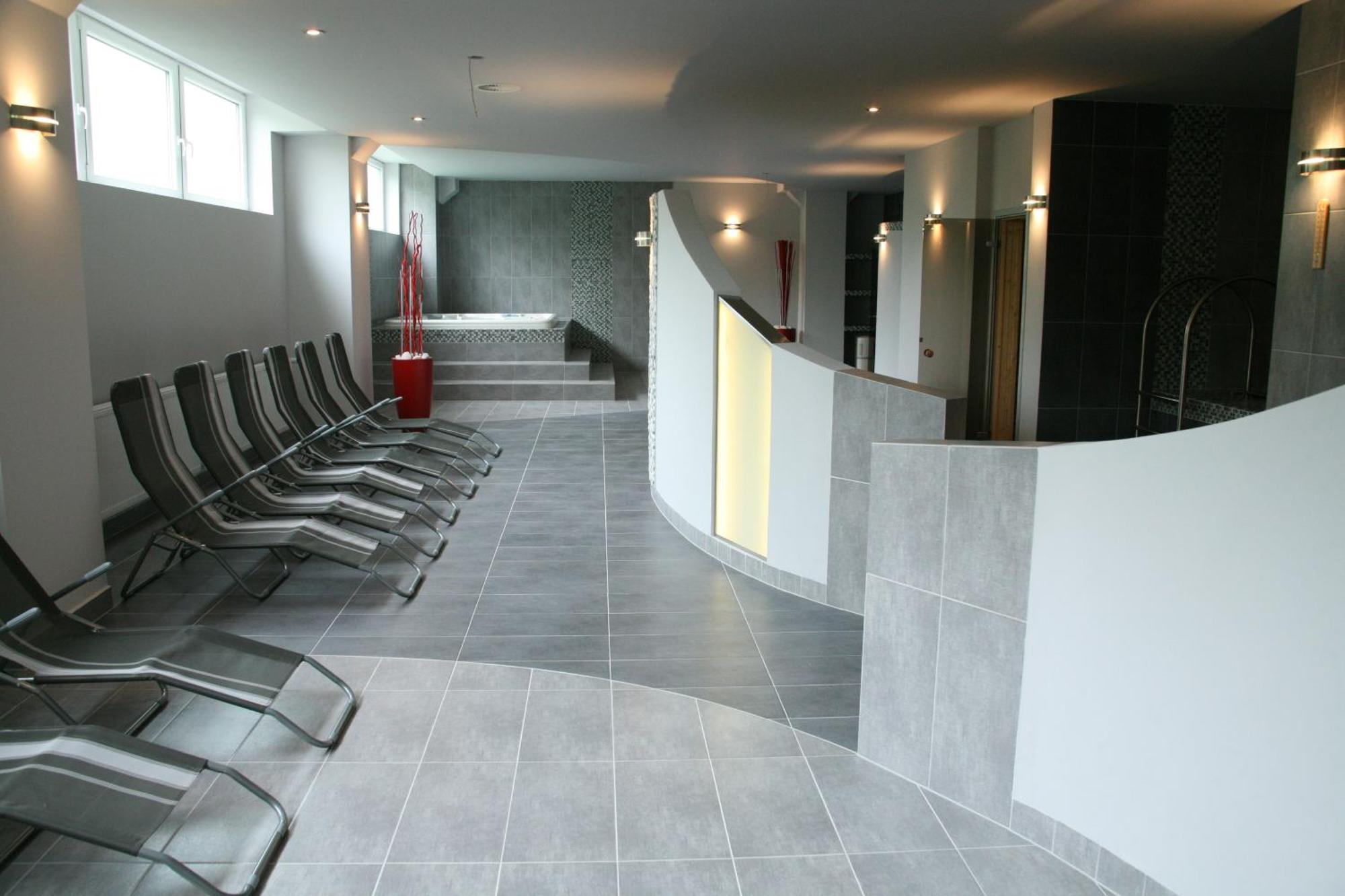 Hotel Panorama Теплице Экстерьер фото