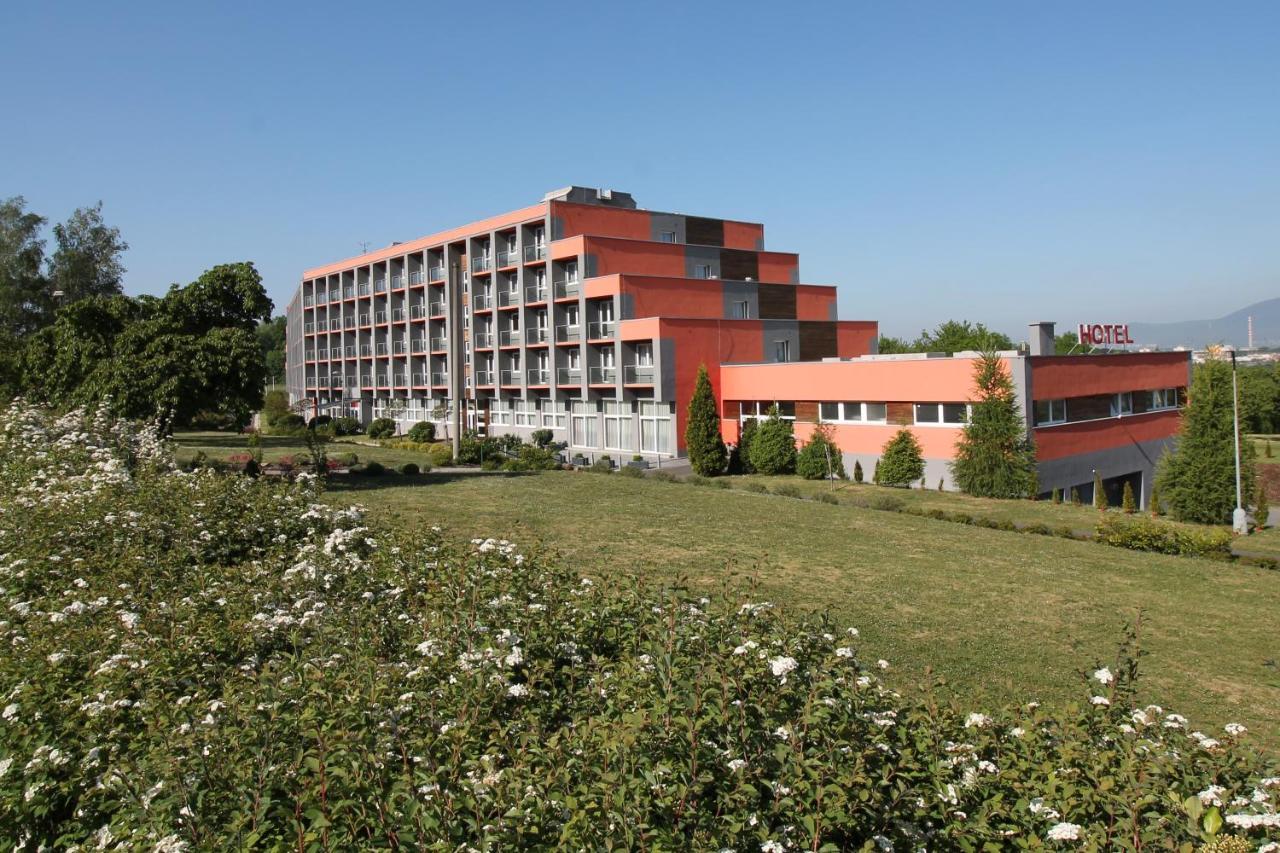 Hotel Panorama Теплице Экстерьер фото